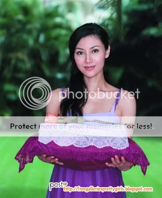 Michelle Reis - Beautiful