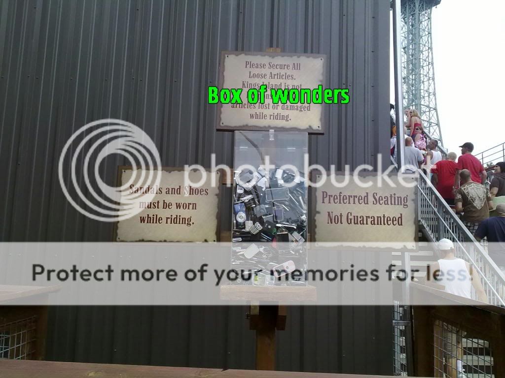 KingsIsland10-31-09026.jpg